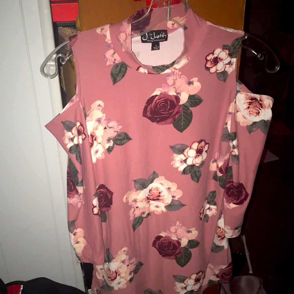 J for justify long sleeve, should cut shirt